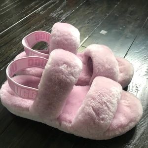 UGG Oh Yea Slides MINT CONDITION never worn